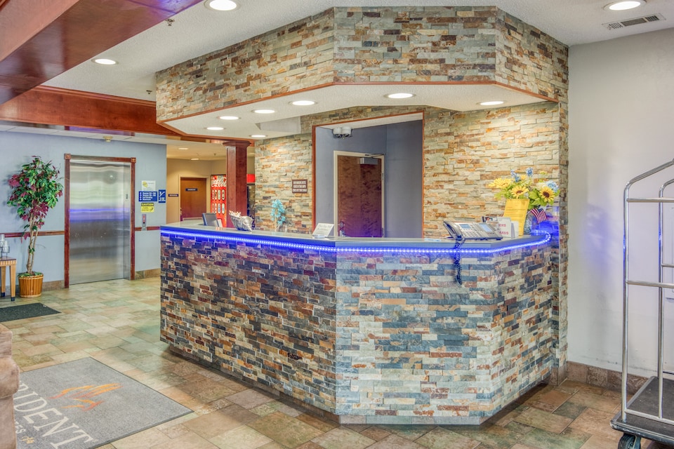 Hotel Baton Rouge I-10 Trident, C70767, Port Allen LA