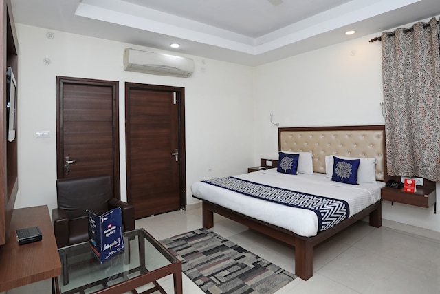 Capital O Hotel Ranjana Heritage Near Indira Nagar Metro Station