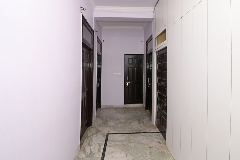 Hotel O Nilanjan Guest house, Gomti Nagar Lucknow, लखनऊ