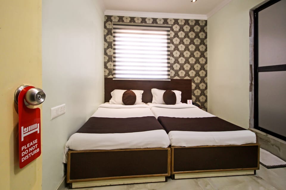 OYO 4050 Hotel Relax Inn, Gandhi Maidan Patna, Patna