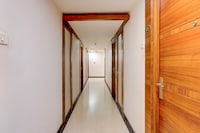 Super Townhouse Arcot Road Near Kauvery hospital