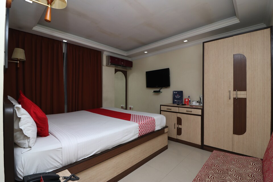 OYO 686 Hotel Thames International, Gariahat Kolkata, Kolkata