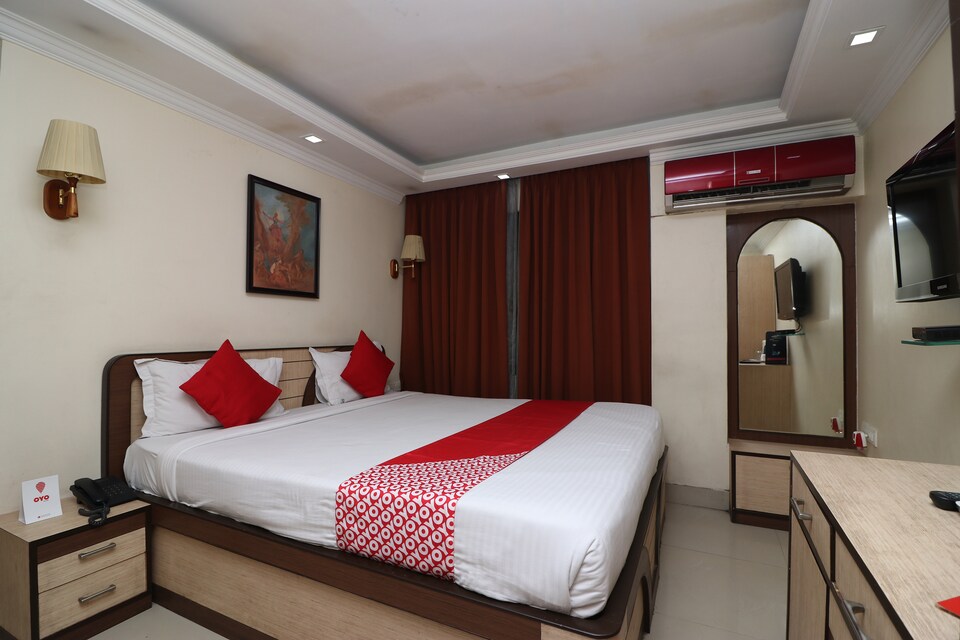 OYO 686 Hotel Thames International, Gariahat Kolkata, Kolkata