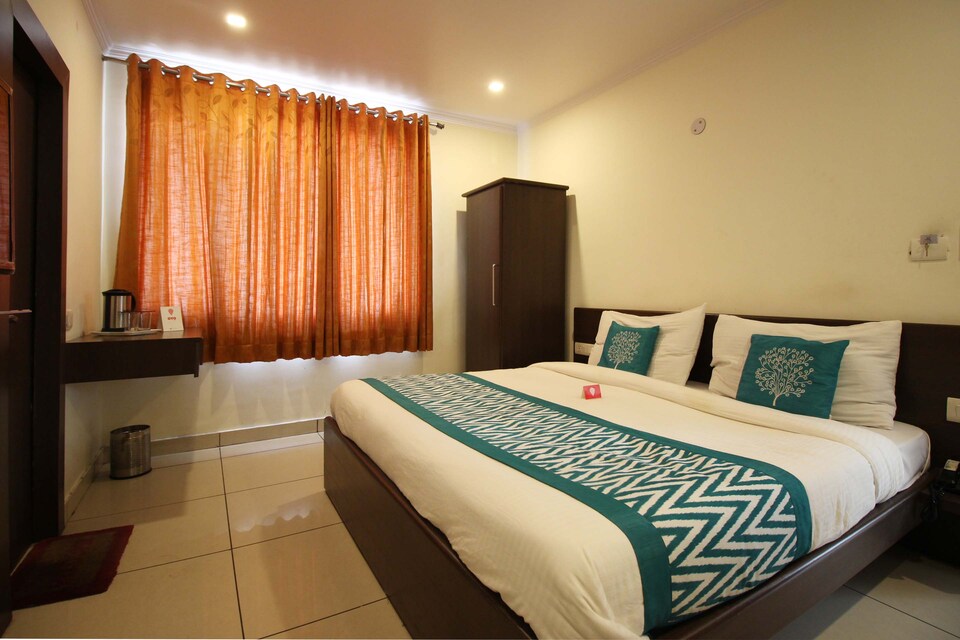 OYO 4074 Hotel Surya, Tikonia Haldwani, Haldwani