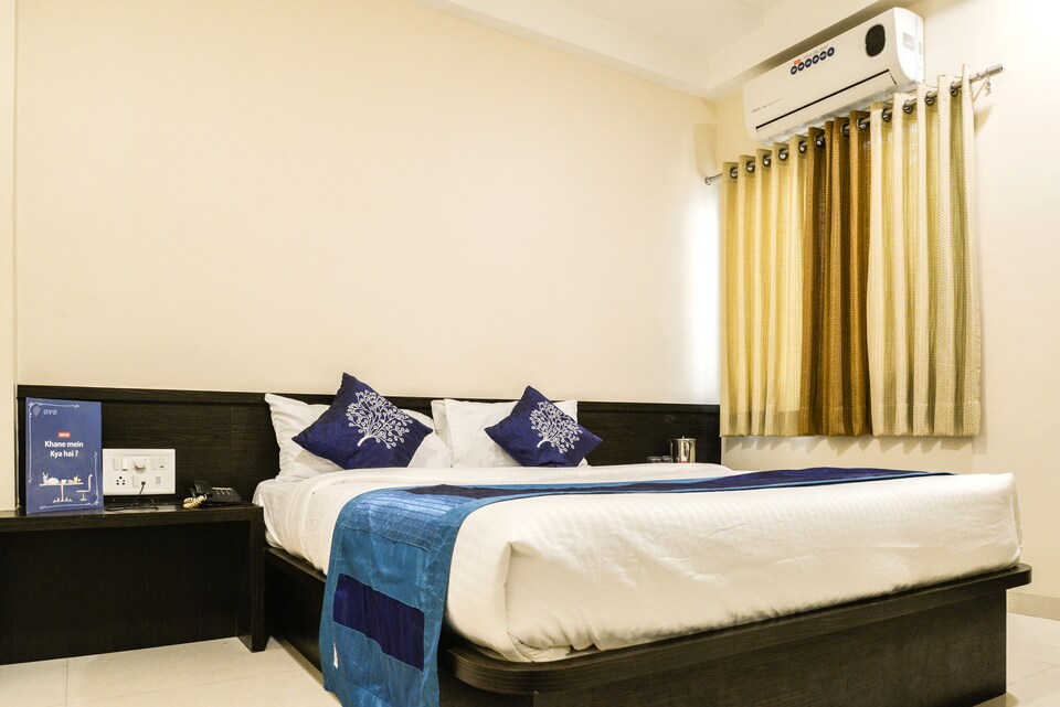 OYO 4093 होटल शांतिकाल, Shirdi, शिरडी