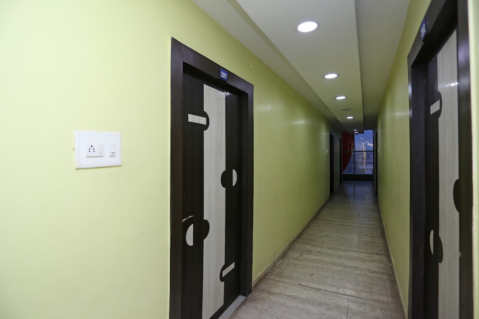 Collection O Chanakya National Law University Patna Formerly DP International, Patna Station, पटना