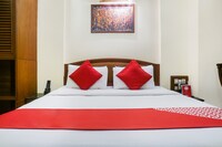 OYO Hotel Srimaan Near Inox
