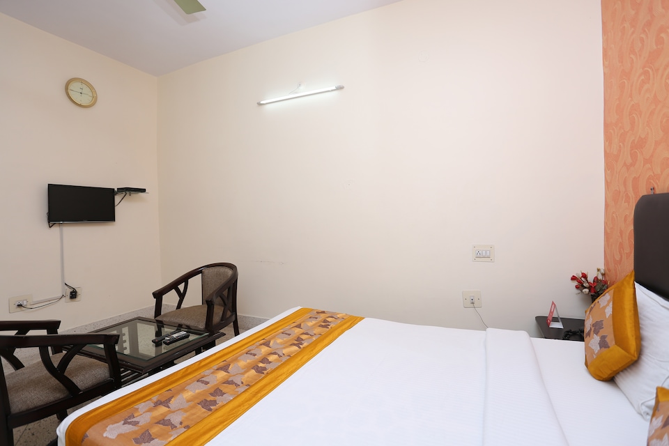 OYO 4103 Apartment Atithi Ashray, Boring Road Patna, Patna