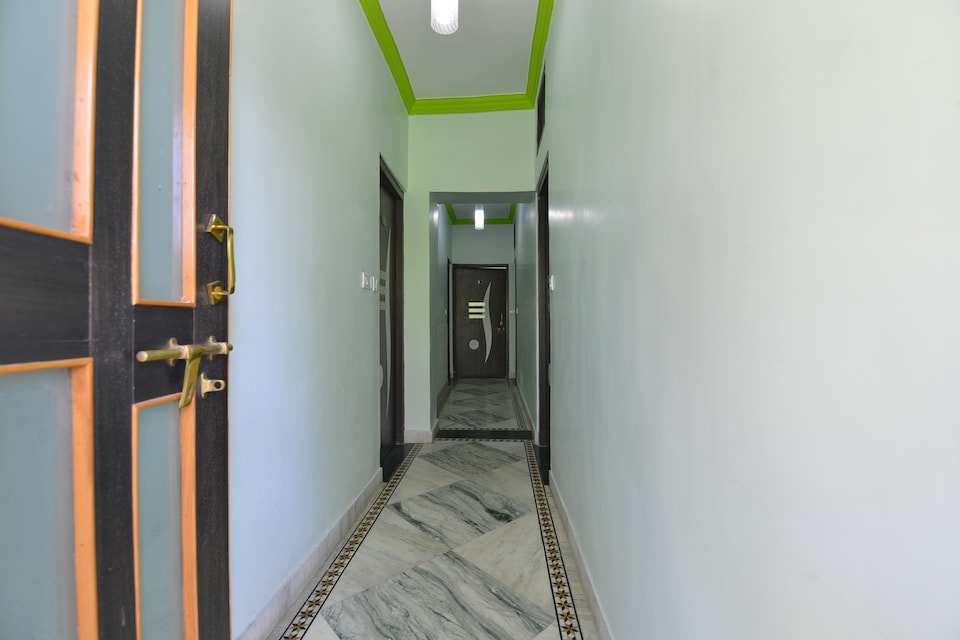 OYO Babbar's Den, Mount Abu, Mount-Abu