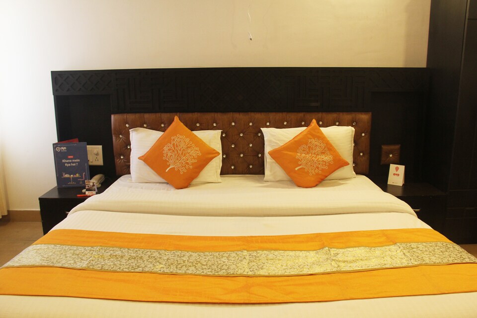 OYO 4112 Amuns Resort, Mall Road Nainital, Nainital