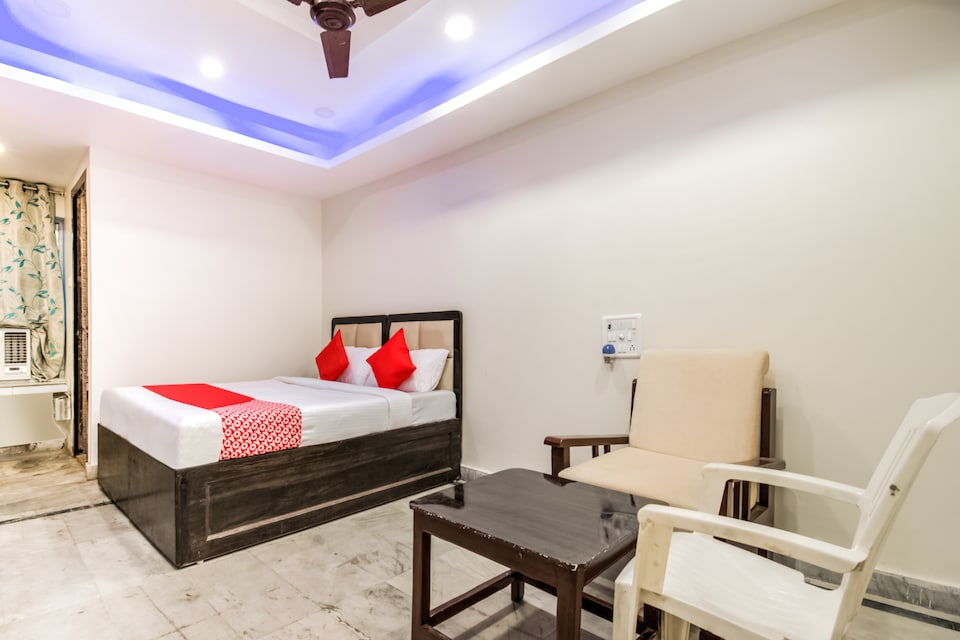 OYO PAT073 Hotel Surya Vihar, Patna Station, Patna