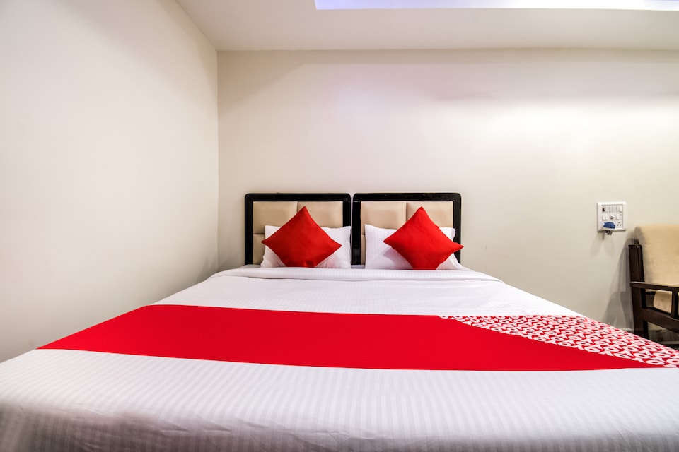 OYO PAT073 Hotel Surya Vihar, Patna Station, Patna