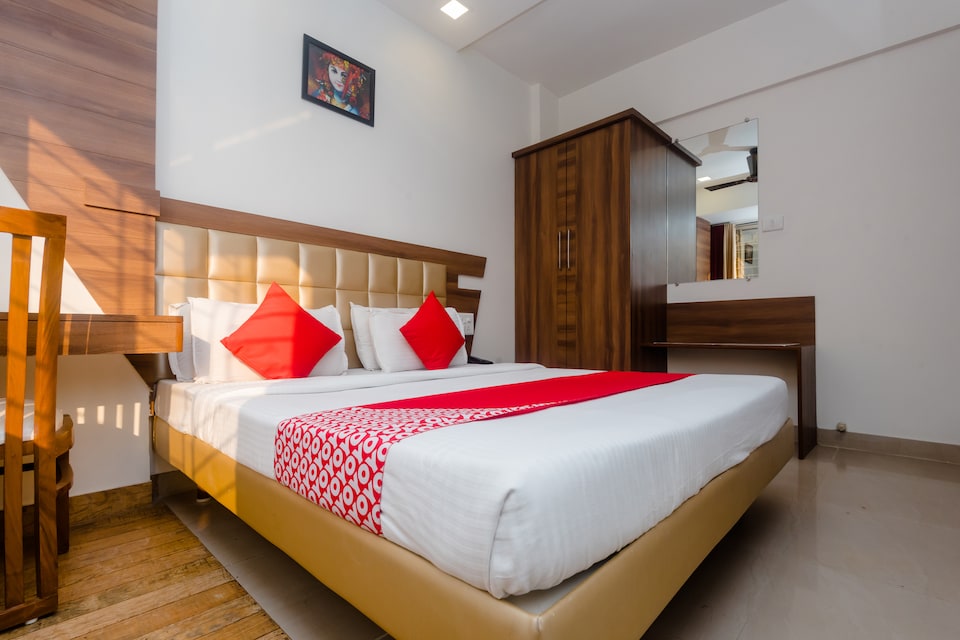 OYO 4125 Krishna Avtar Service Apartment Deluxe, Mumbai Panvel-CBD-Taloja, Mumbai