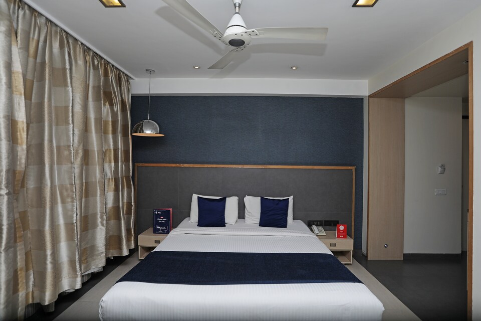 Capital O 697 The Sirona Hotel, Koregaon Park Pune, Pune