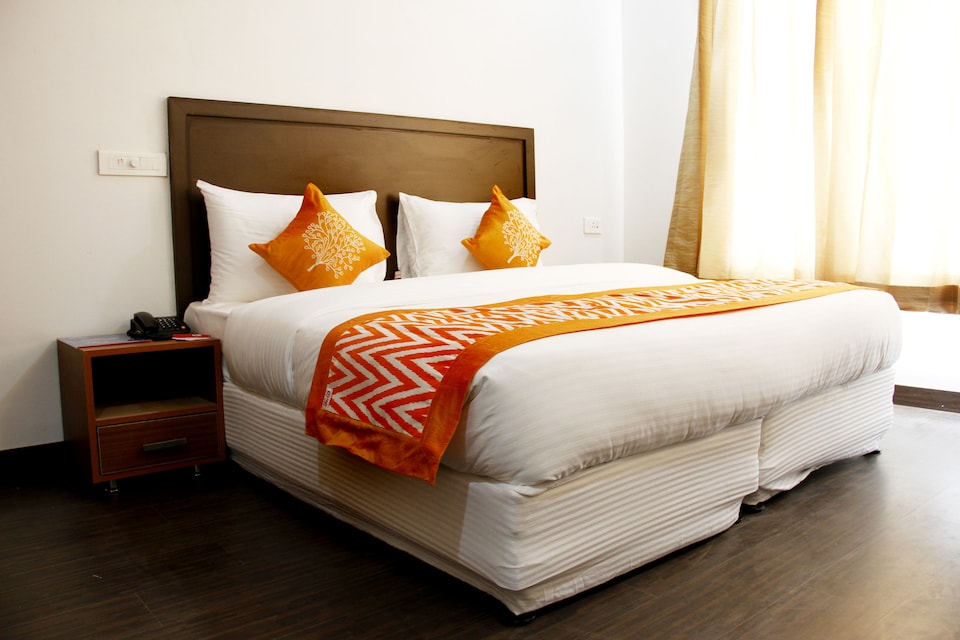 OYO 698 Hotel Maven's House, Old Gurgaon, Gurgaon