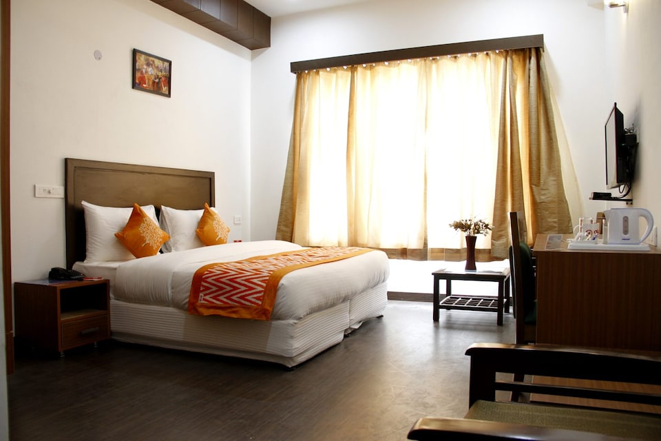 OYO 698 Hotel Maven's House, Old Gurgaon, Gurgaon