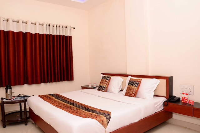 OYO Hotel Durga Silverline