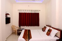 OYO Hotel Durga Silverline