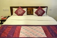 OYO Imperial Polo Haveli