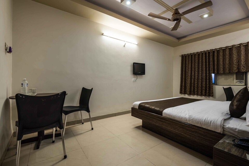 OYO 4151 Hotel Vrindavan, Mumbai Panvel-CBD-Taloja, Mumbai