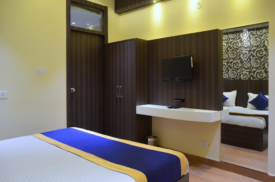 OYO 4153 Hotel Amarpreet, Charbagh Lucknow, Lucknow