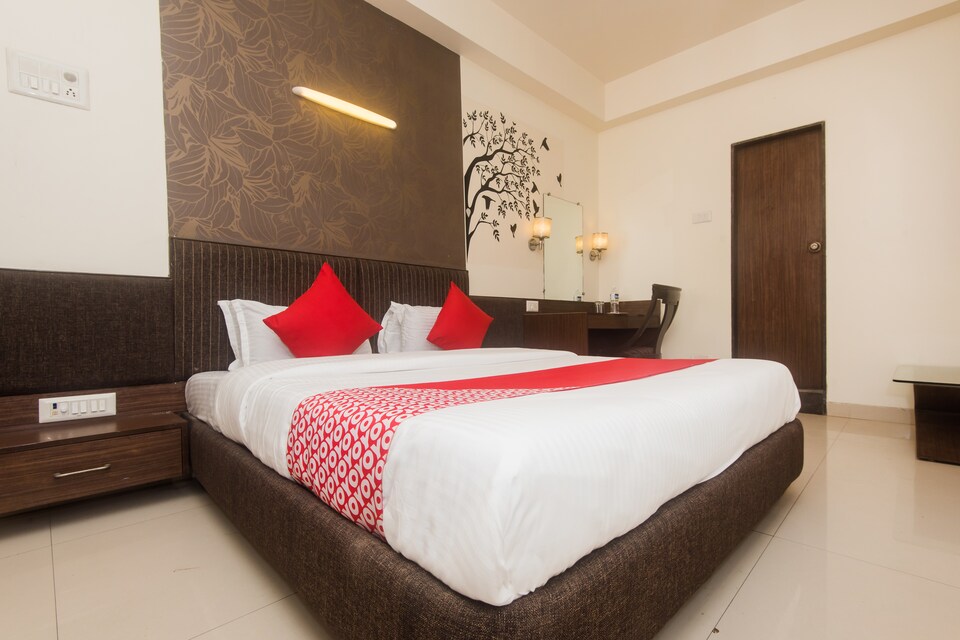 OYO 4173 Dolphin Club, Mumbai- Kalyan-Bhiwandi- Badalapur, Mumbai
