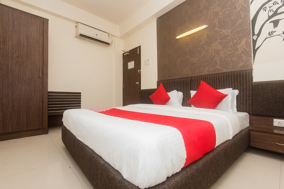 OYO 4173 Dolphin Club, Mumbai- Kalyan-Bhiwandi- Badalapur, Mumbai
