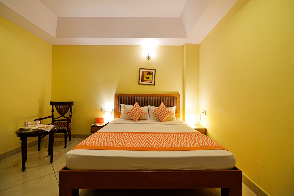 live under hyd2347, Himayatnagar-Kachiguda, Hyderabad