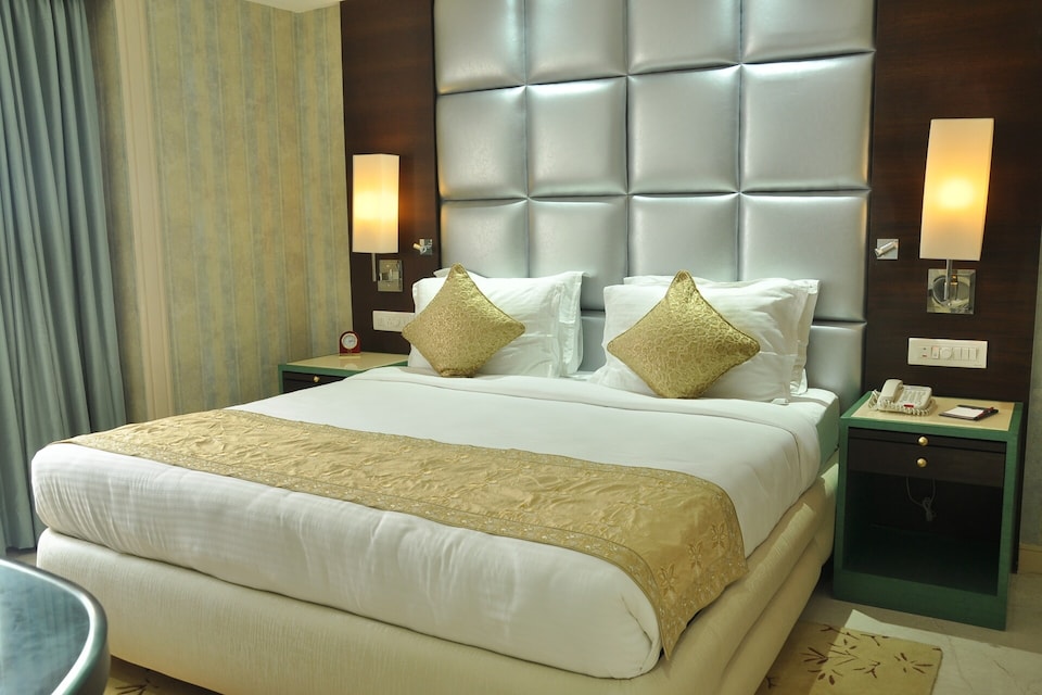 OYO 4176 De Sovrani, Salt Lake Kolkata, Kolkata