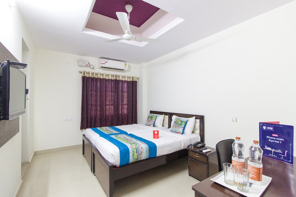 OYO Apartment Queens Court Near Golconda Fort, Manikonda, Hyderabad