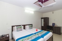 OYO Apartment Queens Court Near Golconda Fort