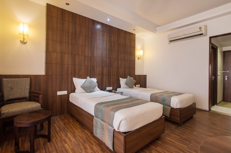 Capital O 705 Hotel Siddharth Inn, Jaipur Airport, Jaipur