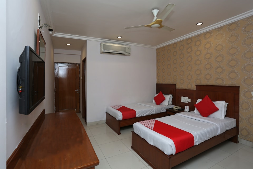 OYO 4194 Hotel Ashoka Heritage, Jaistambh Chowk, Raipur