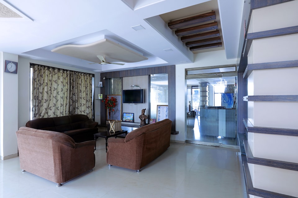 OYO 4198 Hotel Shri Sai Murli, Shirdi, Shirdi