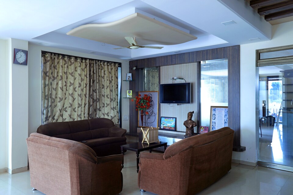 OYO 4198 Hotel Shri Sai Murli, Shirdi, Shirdi