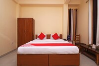 OYO Hotel T24