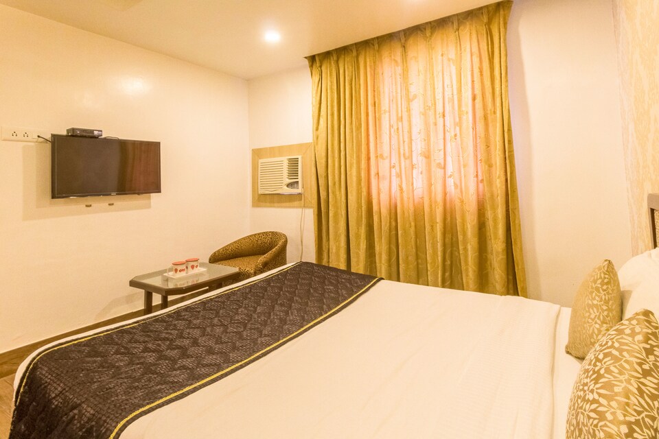 OYO 4208 Hotel Prag Continental, Platan Bazar Guwahati, Guwahati
