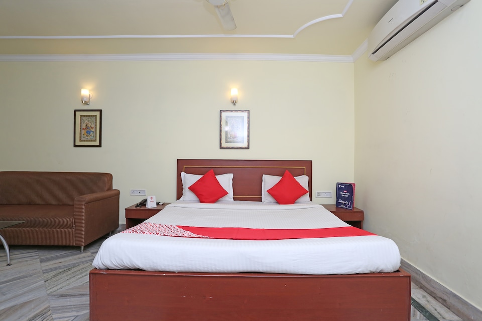 OYO 4209 Maurya Inn, Railway Station Bhubneshwar, Bhubaneswar