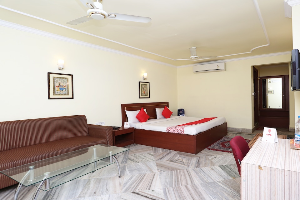 OYO 4209 Maurya Inn, Railway Station Bhubneshwar, Bhubaneswar