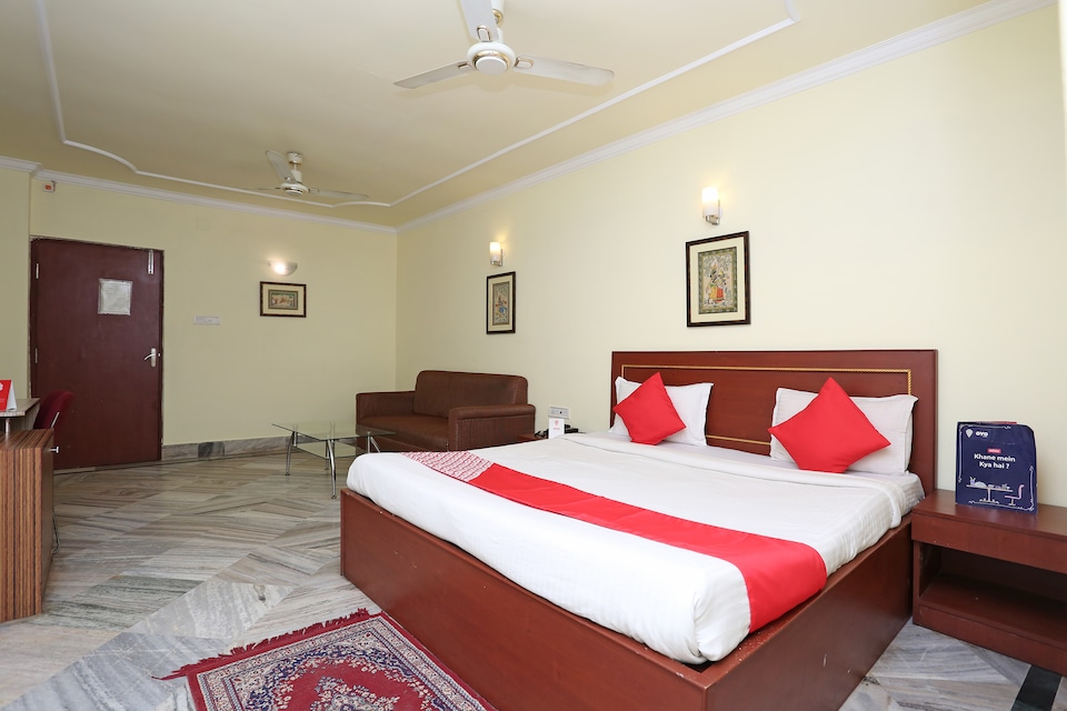 OYO 4209 Maurya Inn, Railway Station Bhubneshwar, Bhubaneswar