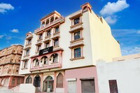 Collection O Gangapole Amer Road Formerly Rewa Garh