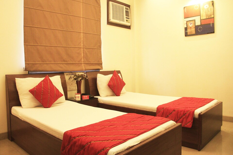 OYO Rooms 165 MG Road Metro, Cyber City, Gurgaon