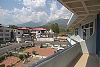 OYO Surbhi Hill Resort