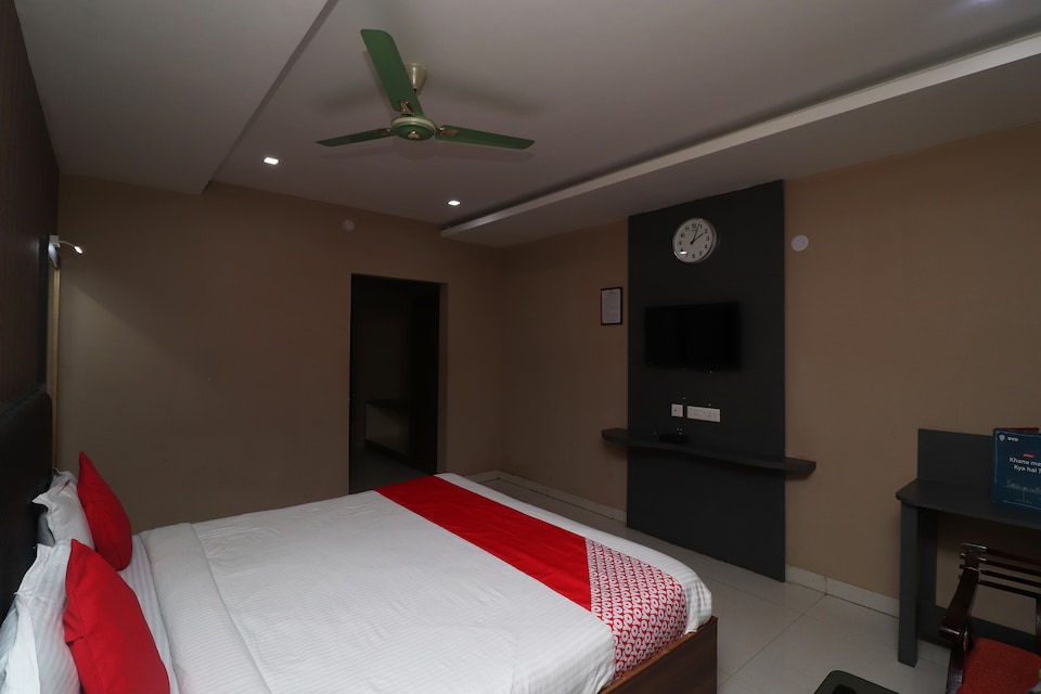 Capital O 4230 Hotel Richi Regency 1, Jaidev Vihar, Bhubaneswar