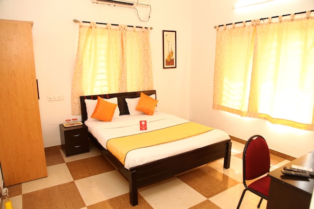 OYO Cornerstay