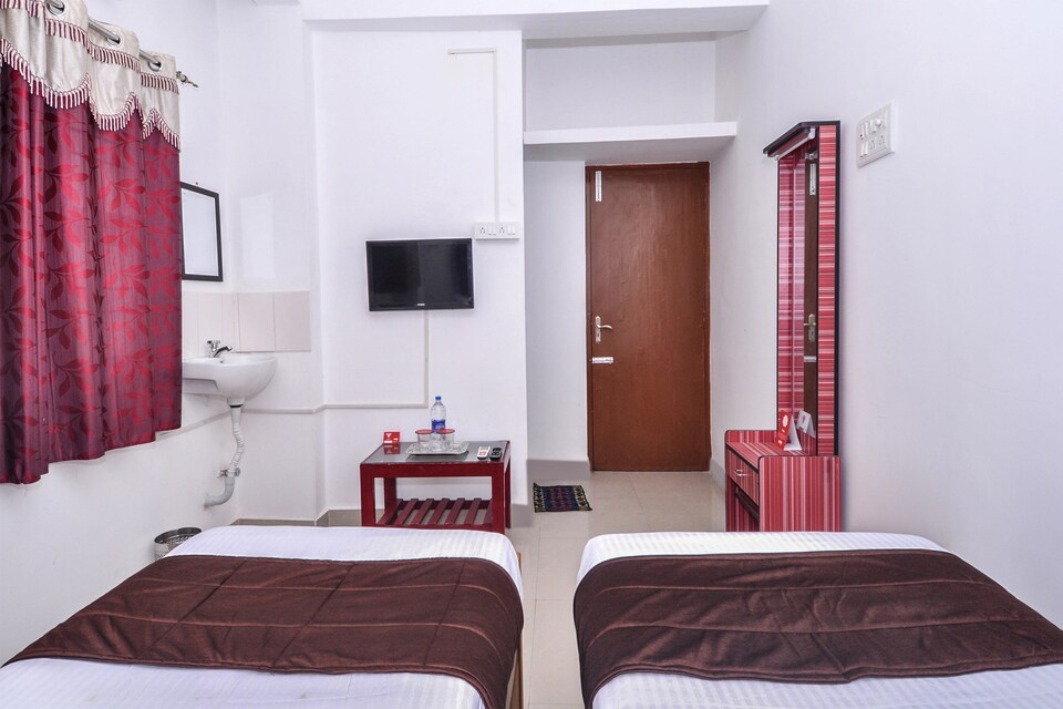 Flagship Apartments Ecr Neelangarai Off Beach Near Ecr Beach, Thiruvanmiyur Chennai, Chennai