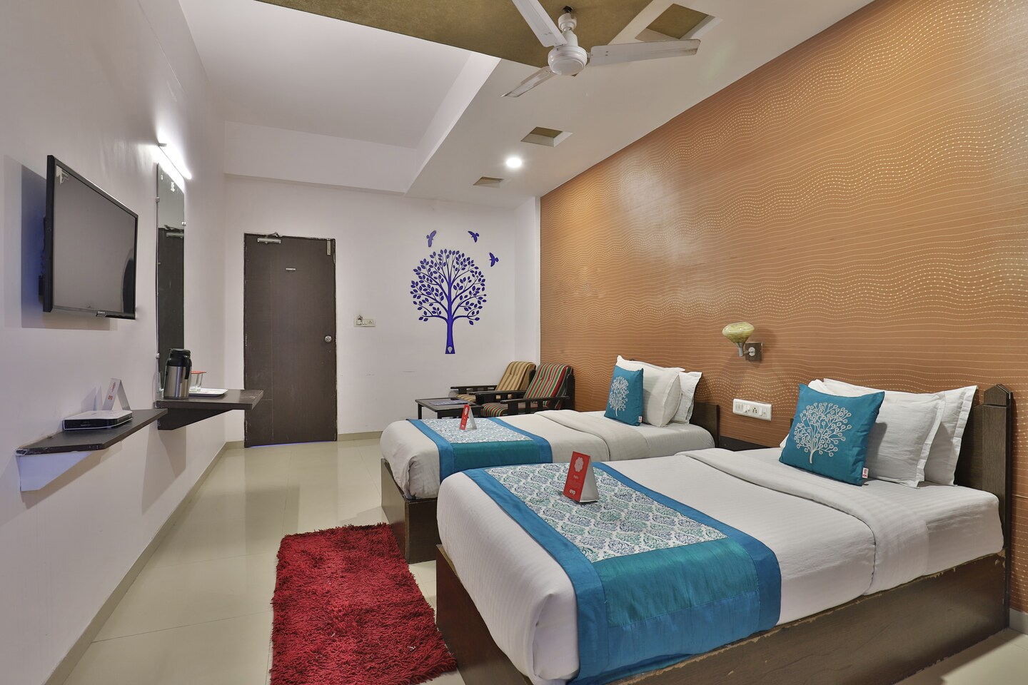 OYO 711 Hotel Crystal  Budget Ahmedabad  Book    1271 OYO