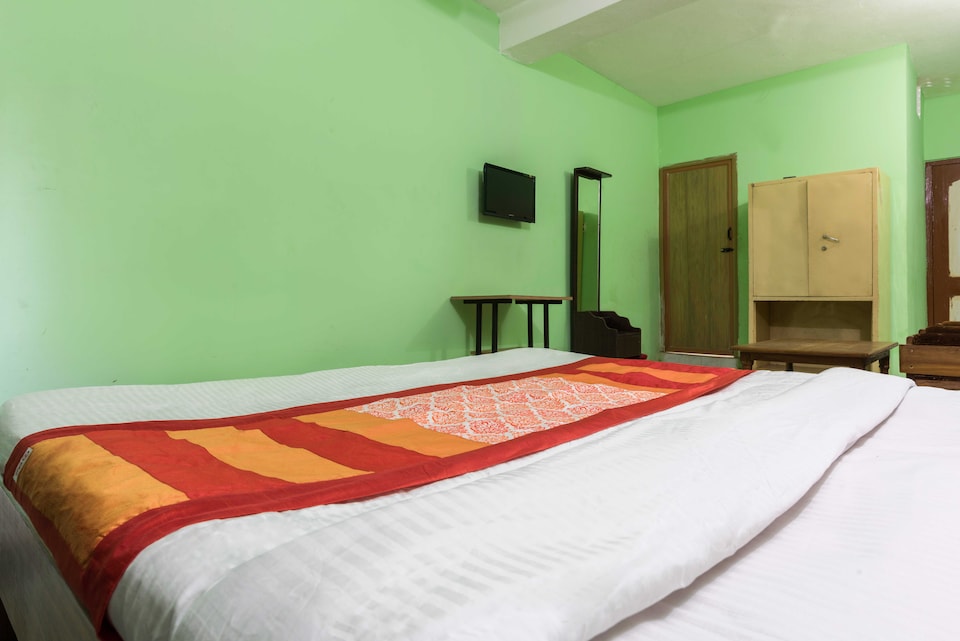 OYO Rooms 073 Rupali Square Main Road, VaniVihar Bhubaneswar, Bhubaneswar