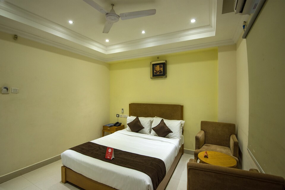 OYO 4282 S R Residency, Kodambakkam Chennai, Chennai