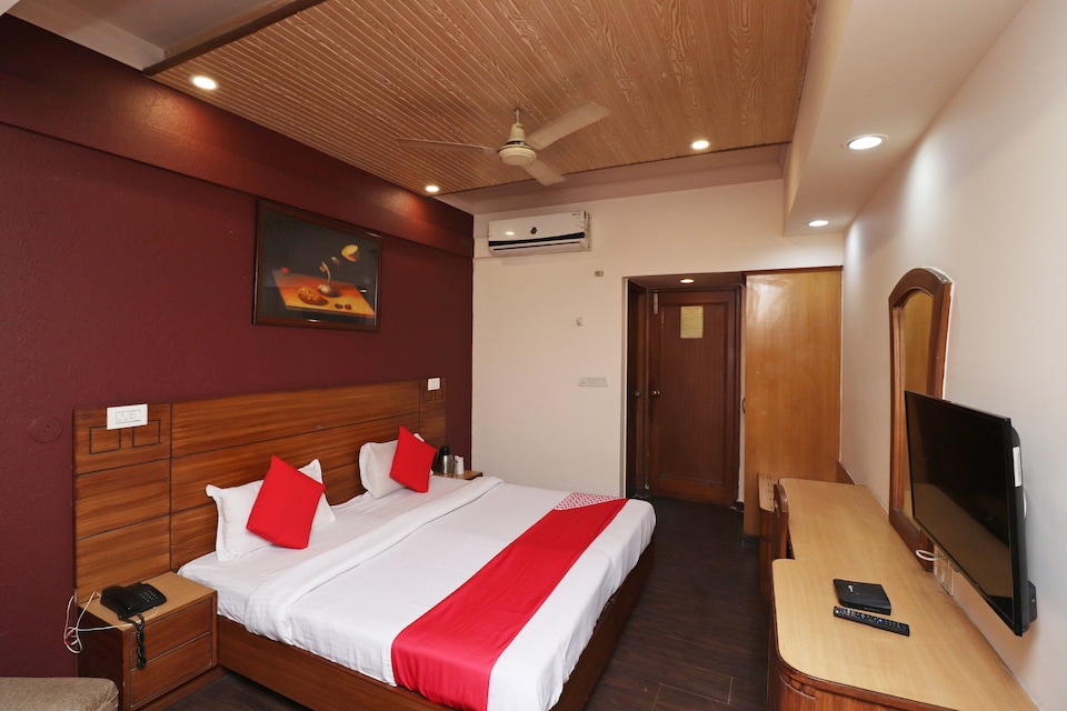 OYO Hotel Vivek, Jammu, Jammu